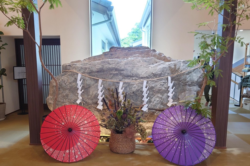 自然いっぱいで秘湯感も味わえる厚木市にもいい温泉が湧いているんです♨