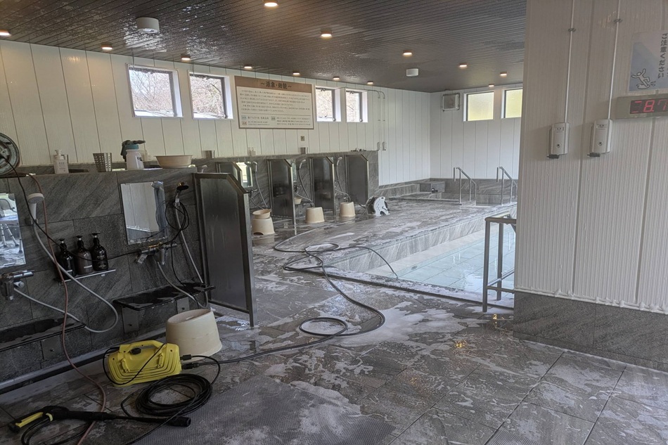 以前のアルカリ温泉の殺菌に効果的な物・・・打ち合わせ3/4（水）　　3/5（木）は休館日です。